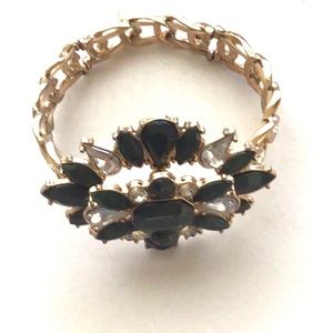 Gold tone Bracelet with Green